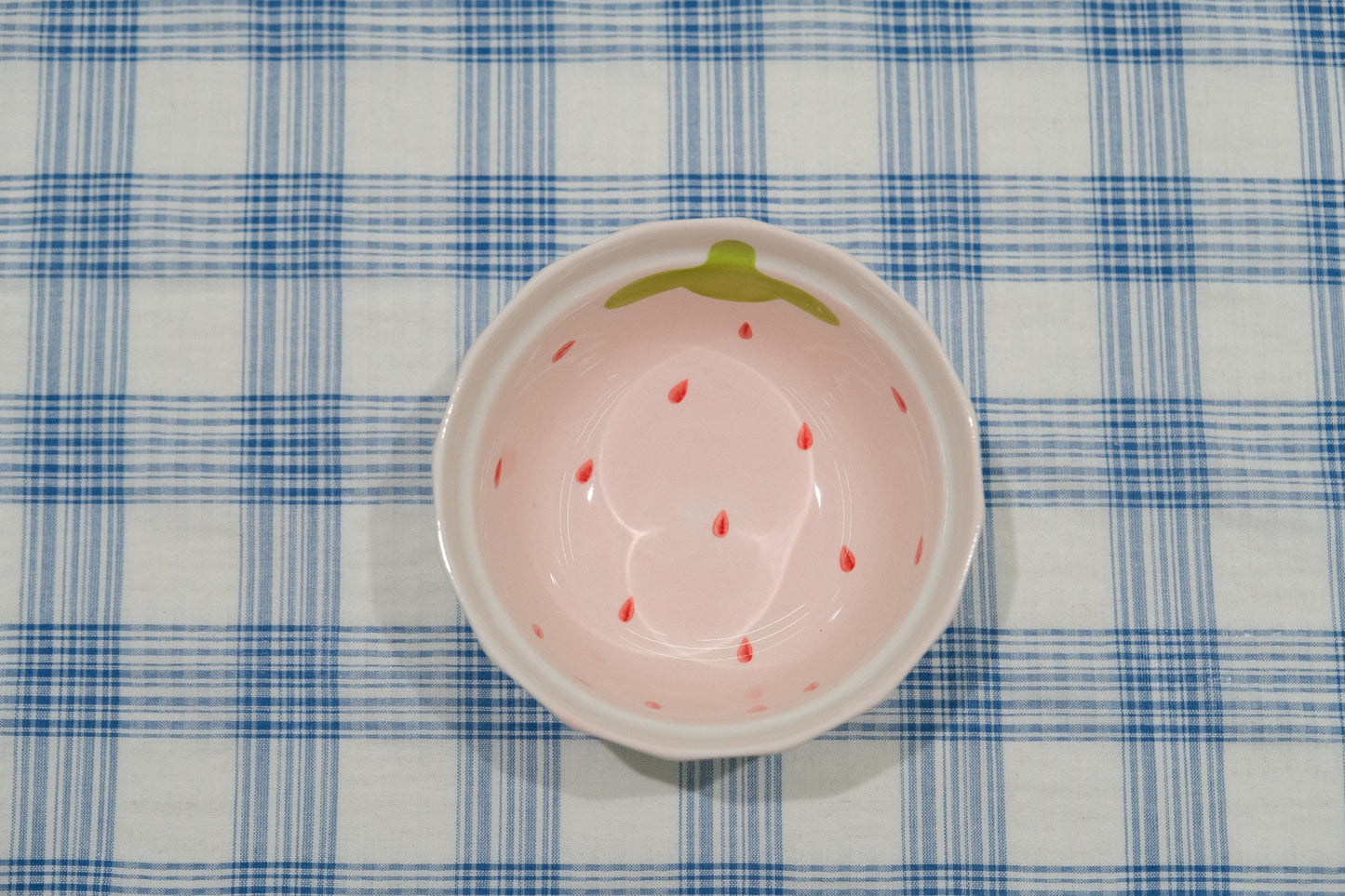 Strawberry-Style Underglaze Ceramic Tableware