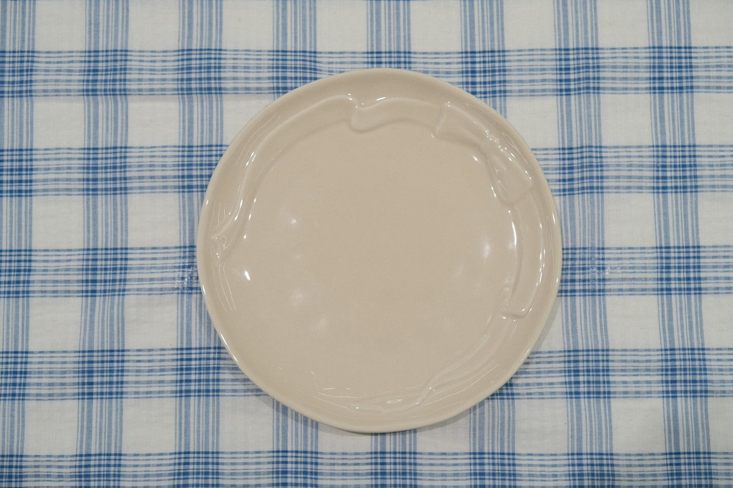 Two-Tone Minimalist Underglaze Ceramic Tableware