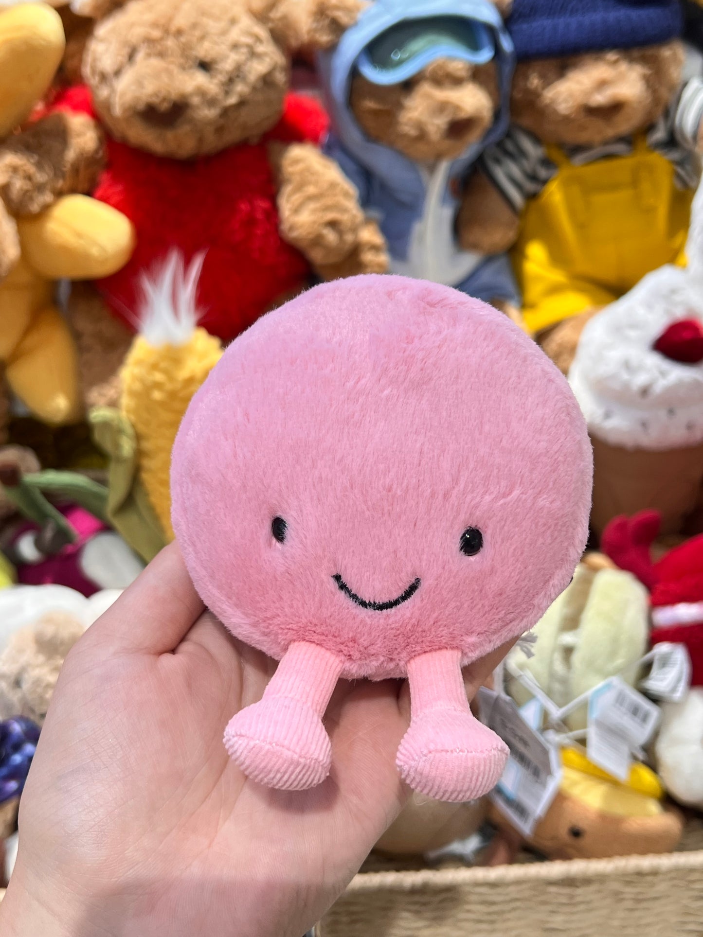 Jellycat Amuseables Mia Macaron 12cm