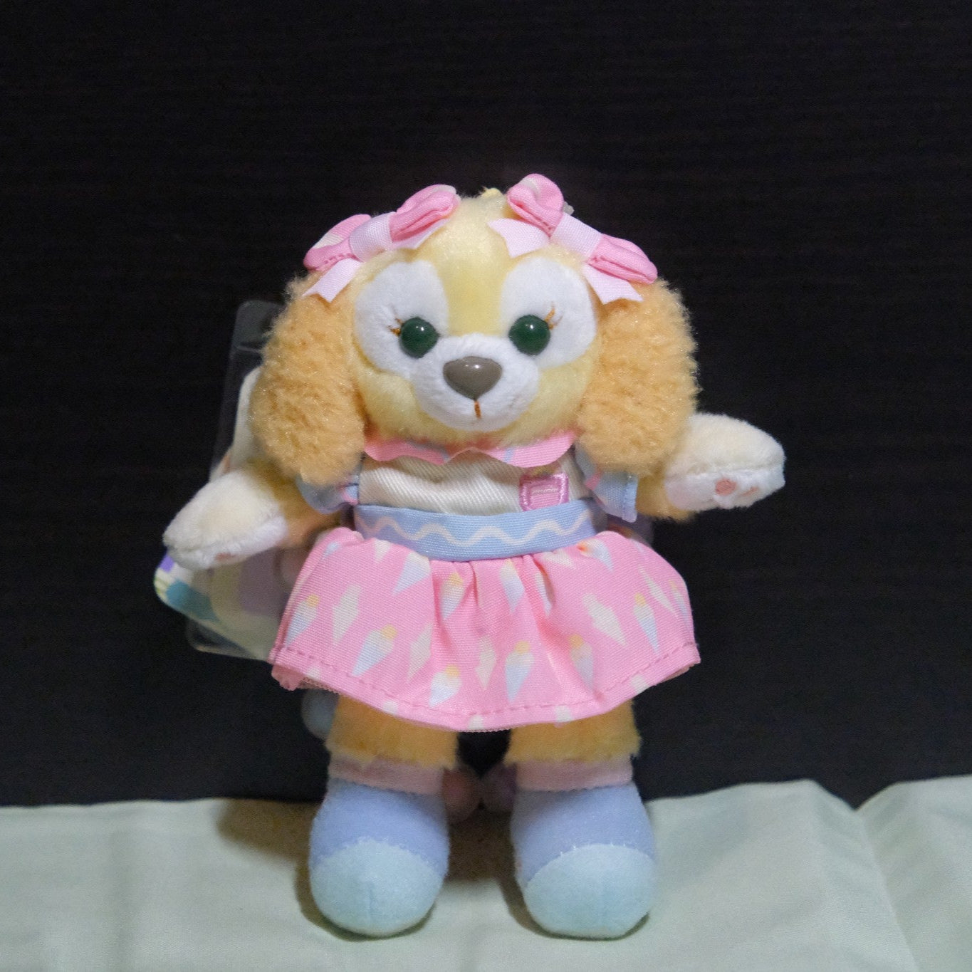 2025 Hong Kong Disneyland Duffy and Friends Smiles Go Around Plush Keychain