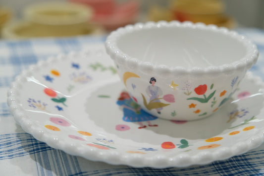 Pearl-Edged Underglaze Ceramic Tableware