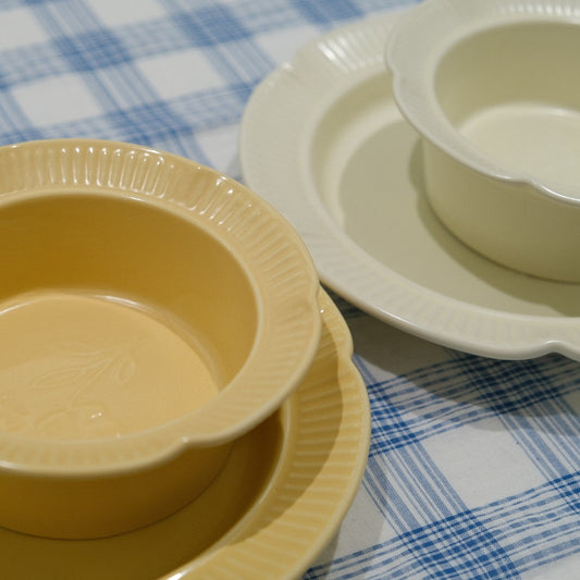 Flower-Shaped Embossed Underglaze Ceramic Tableware