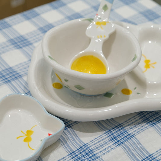 Irregular-Shaped Embossed Underglaze Ceramic Tableware