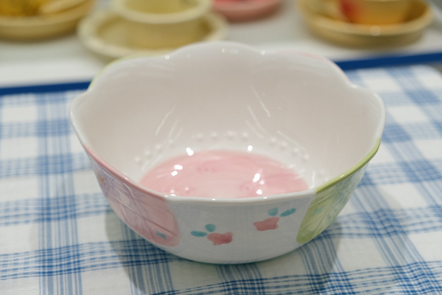 Embossed Tulip Underglaze Ceramic Tableware