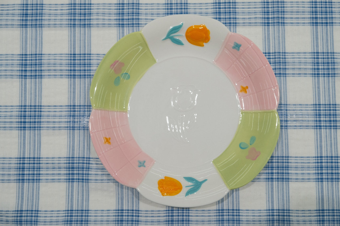 Embossed Tulip Underglaze Ceramic Tableware