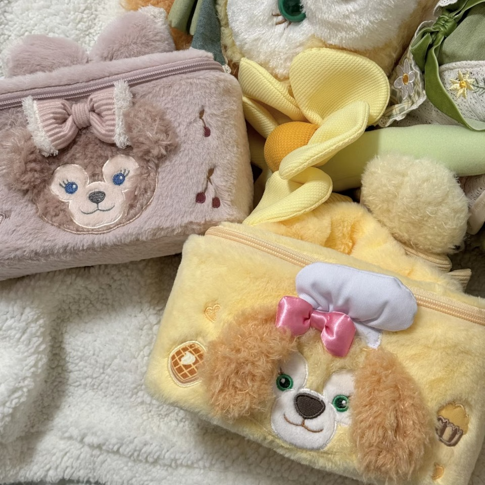 Shanghai Disneyland Plush Cosmetic Bag