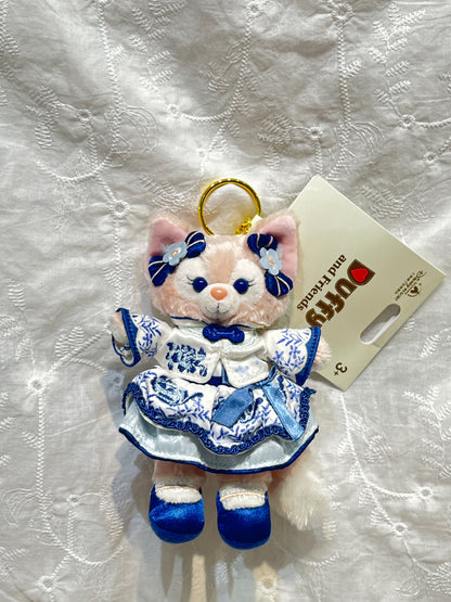 2025 Shanghai Disneyland Duffy and Friends Blue and White Porcelain Series Plush Keychain