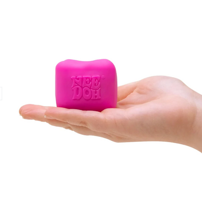 Schylling - Colour Change Cube Shape NeeDoh (Random)